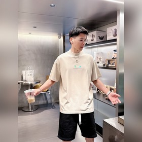 Balenciaga 2026： комплект с новой техн