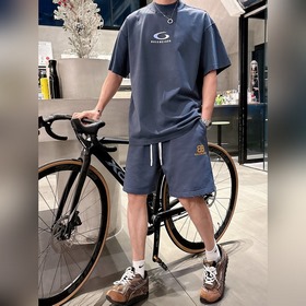 Balenciaga 2026： комплект с новой техн