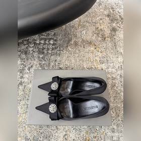 BALENCIAGA 26FW — изящные туфли Мат