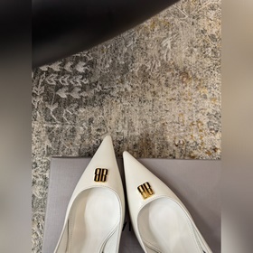 BALENCIAGA 26FW — изящные туфли Мат