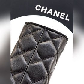 Черная сумка CHANEL 26x сияет звездным