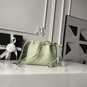 Сумка Chanel 26S «Фу-бао» A. Эта сумка
