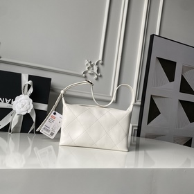 Сумка Chanel 26P через плечо в стиле «