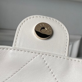 Сумка Chanel 26P через плечо в стиле «