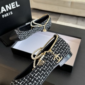 CHANEL — вечная классика ： двухцветны