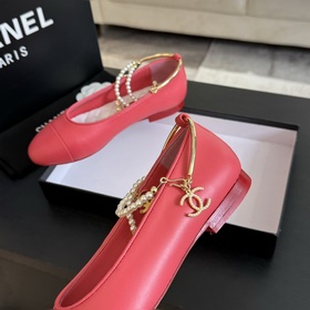 CHANEL — вечная классика ： двухцветны