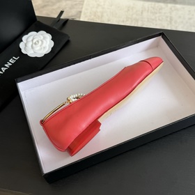 CHANEL — вечная классика ： двухцветны