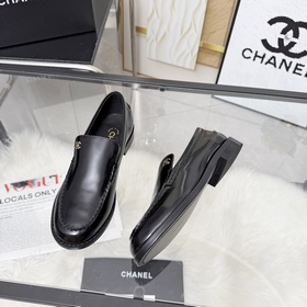 Лодочки CHANEL из новой коллекции — на