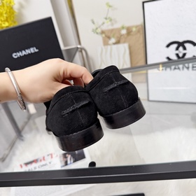 Лодочки CHANEL из новой коллекции — на