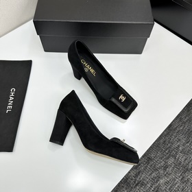 Chanel 2026 — незаменимый элемент осен