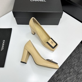 Chanel 2026 — незаменимый элемент осен