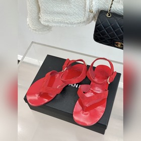 Минималистичные сандалии CHANEL с пере