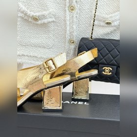 CHANEL — классические сандалии на толс