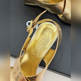 CHANEL — классические сандалии на толс