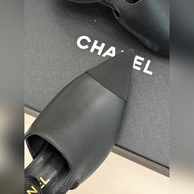 Сандалии CHANEL с заниженной пяткой, з