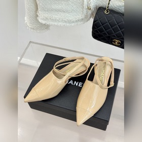 Сандалии CHANEL с заниженной пяткой, з