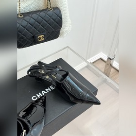 Сандалии CHANEL с заниженной пяткой, з