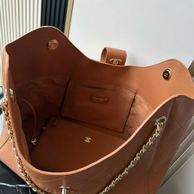Сумка CHANEL из коллекции «Ранней весн