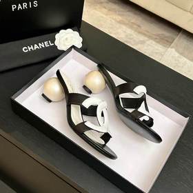 Классические тапочки CHANEL с жемчужны