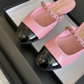 Новинка лета 2024 от CHANEL： босоножки