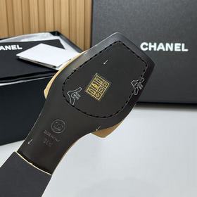 Сандалии CHANEL с квадратным носком и 