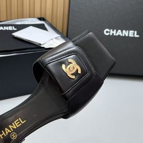 Сандалии CHANEL с квадратным носком и 