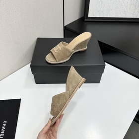 Chanel 2026 — незаменимый элемент осен