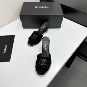 Chanel 2026 — незаменимый элемент осен