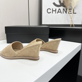Chanel 2026 — незаменимый элемент осен
