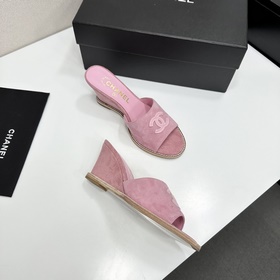 Chanel 2026 — незаменимый элемент осен