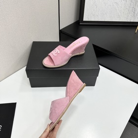 Chanel 2026 — незаменимый элемент осен