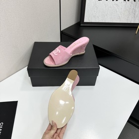 Chanel 2026 — незаменимый элемент осен