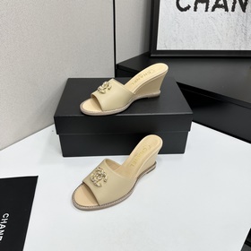 Chanel 2026 — незаменимый элемент осен