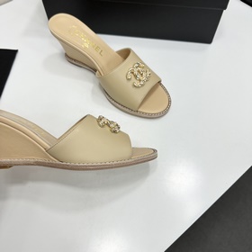 Chanel 2026 — незаменимый элемент осен