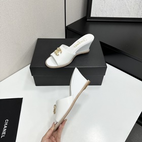Chanel 2026 — незаменимый элемент осен