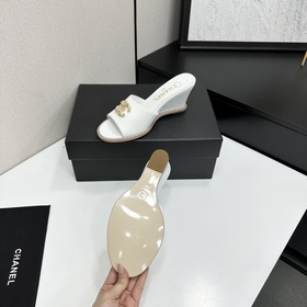 Chanel 2026 — незаменимый элемент осен