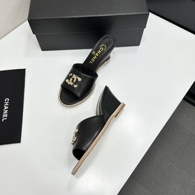 Chanel 2026 — незаменимый элемент осен