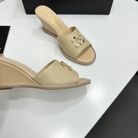 Chanel 2026 — незаменимый элемент осен