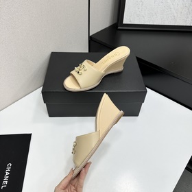 Chanel 2026 — незаменимый элемент осен