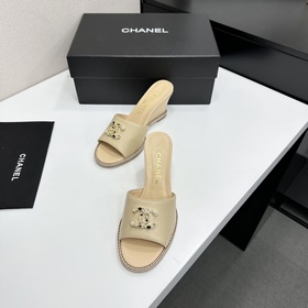 Chanel 2026 — незаменимый элемент осен