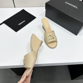 Chanel 2026 — незаменимый элемент осен