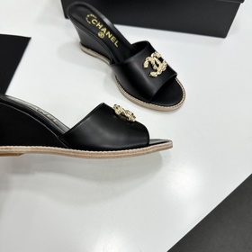 Chanel 2026 — незаменимый элемент осен