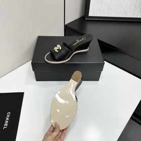 Chanel 2026 — незаменимый элемент осен