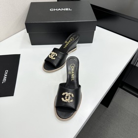 Chanel 2026 — незаменимый элемент осен