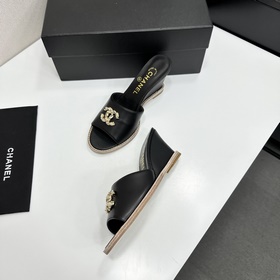 Chanel 2026 — незаменимый элемент осен