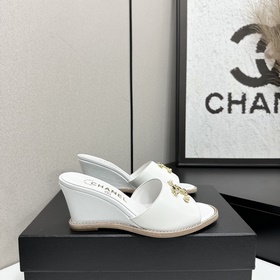 Chanel 2026 — незаменимый элемент осен