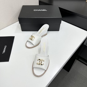 Chanel 2026 — незаменимый элемент осен