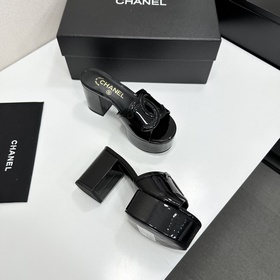 Chanel 2026 — незаменимый элемент осен