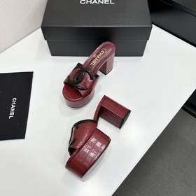 Chanel 2026 — незаменимый элемент осен