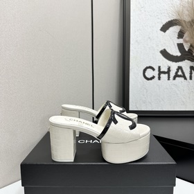 Chanel 2026 — незаменимый элемент осен
